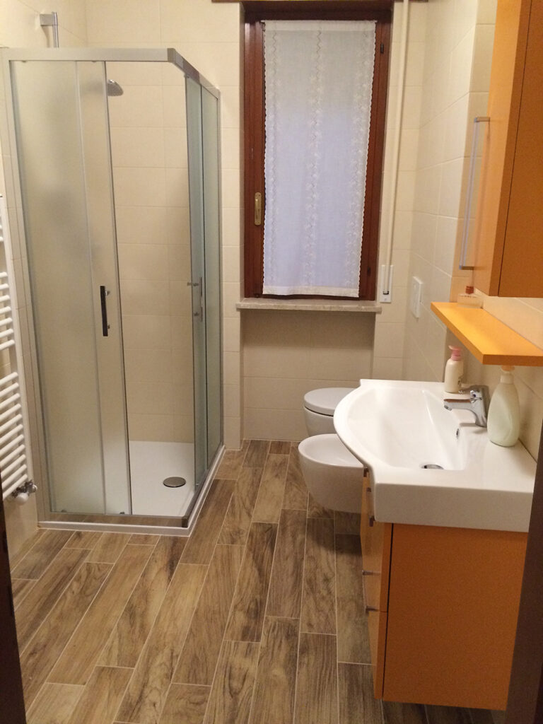 Idrosmart ristrutturazione bagni - Base prima e dopo